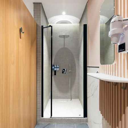 Yotelair Istanbul Airport, Duty Free - International Transit Area Luaran gambar