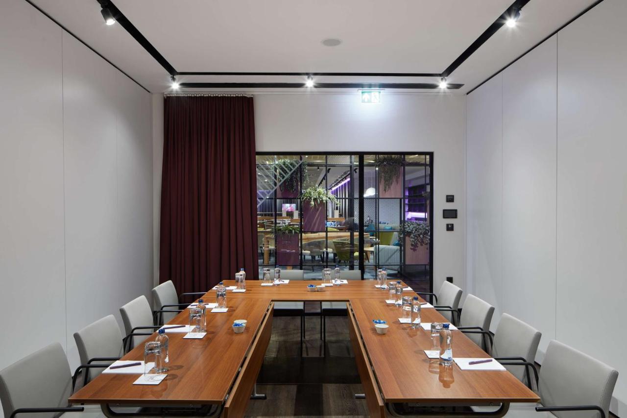 Yotelair Istanbul Airport, Duty Free - International Transit Area Luaran gambar