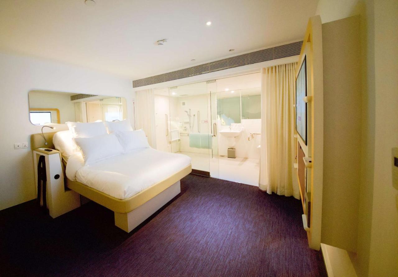 Yotelair Istanbul Airport, Duty Free - International Transit Area Luaran gambar