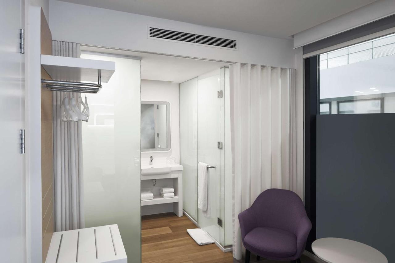 Yotelair Istanbul Airport, Duty Free - International Transit Area Luaran gambar
