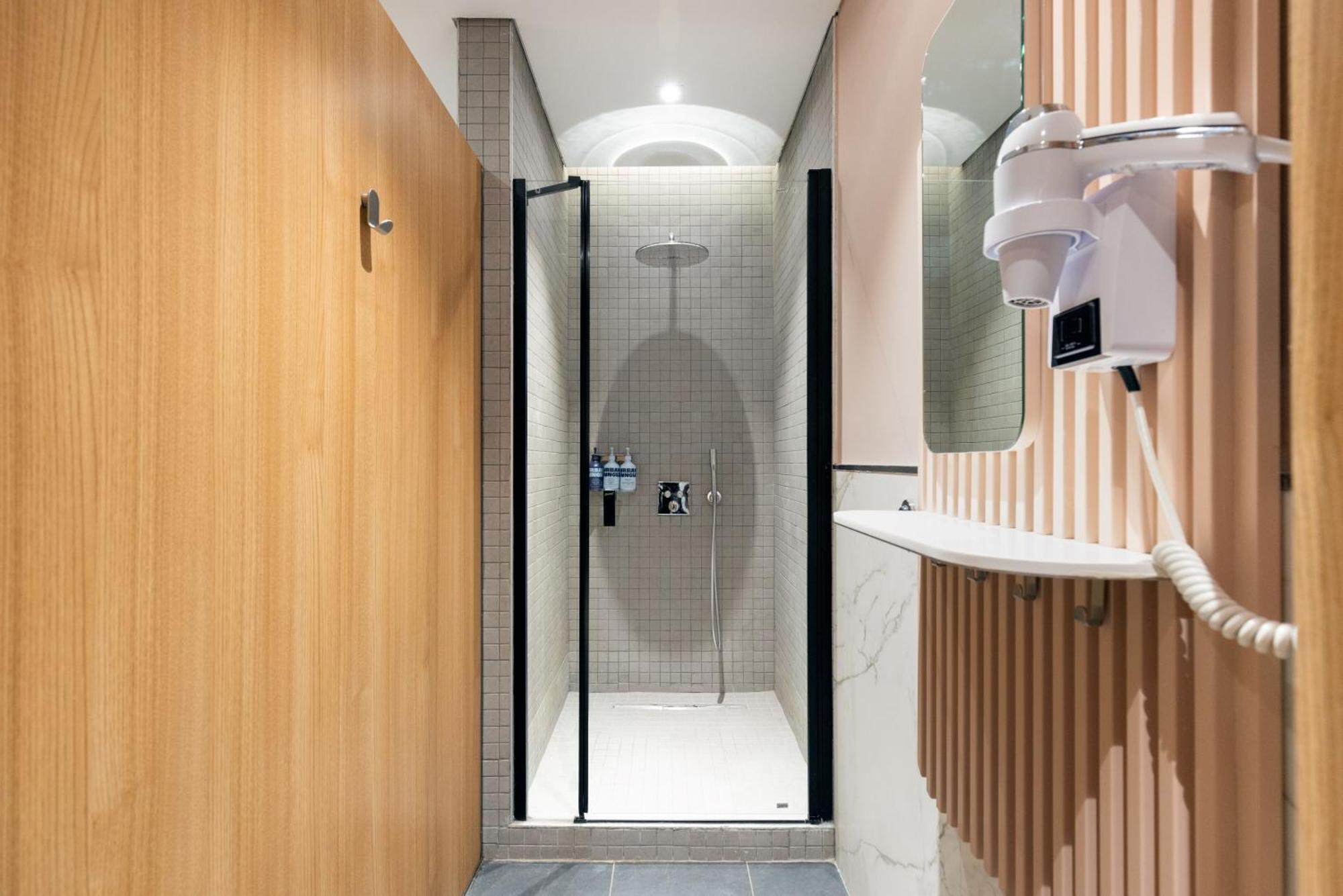 Yotelair Istanbul Airport, Duty Free - International Transit Area Luaran gambar